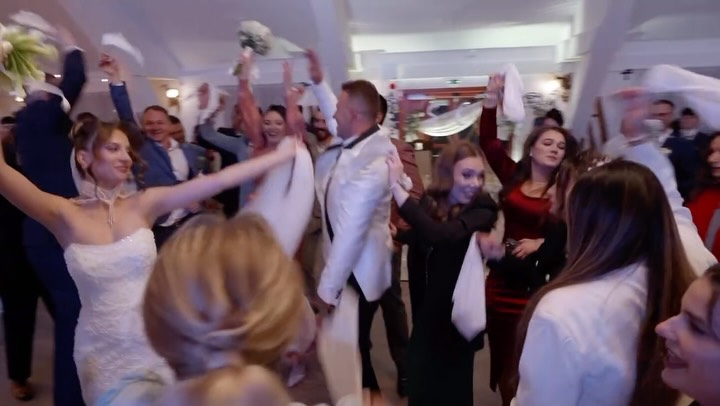 Wedding with Cosmin 🥳🎉💍
-
-
-
-
-
-
#nunta #nunti #djnunta #mc #mcnunta #videonunta #harghita #rokkapanzio #transylaniaparty
#muzicanunta #wedding #weddingparty #petrecere #video #weddingday #samedayedit #love #fotografnunta